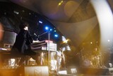 SPECIAL OTHERSのライブの様子。