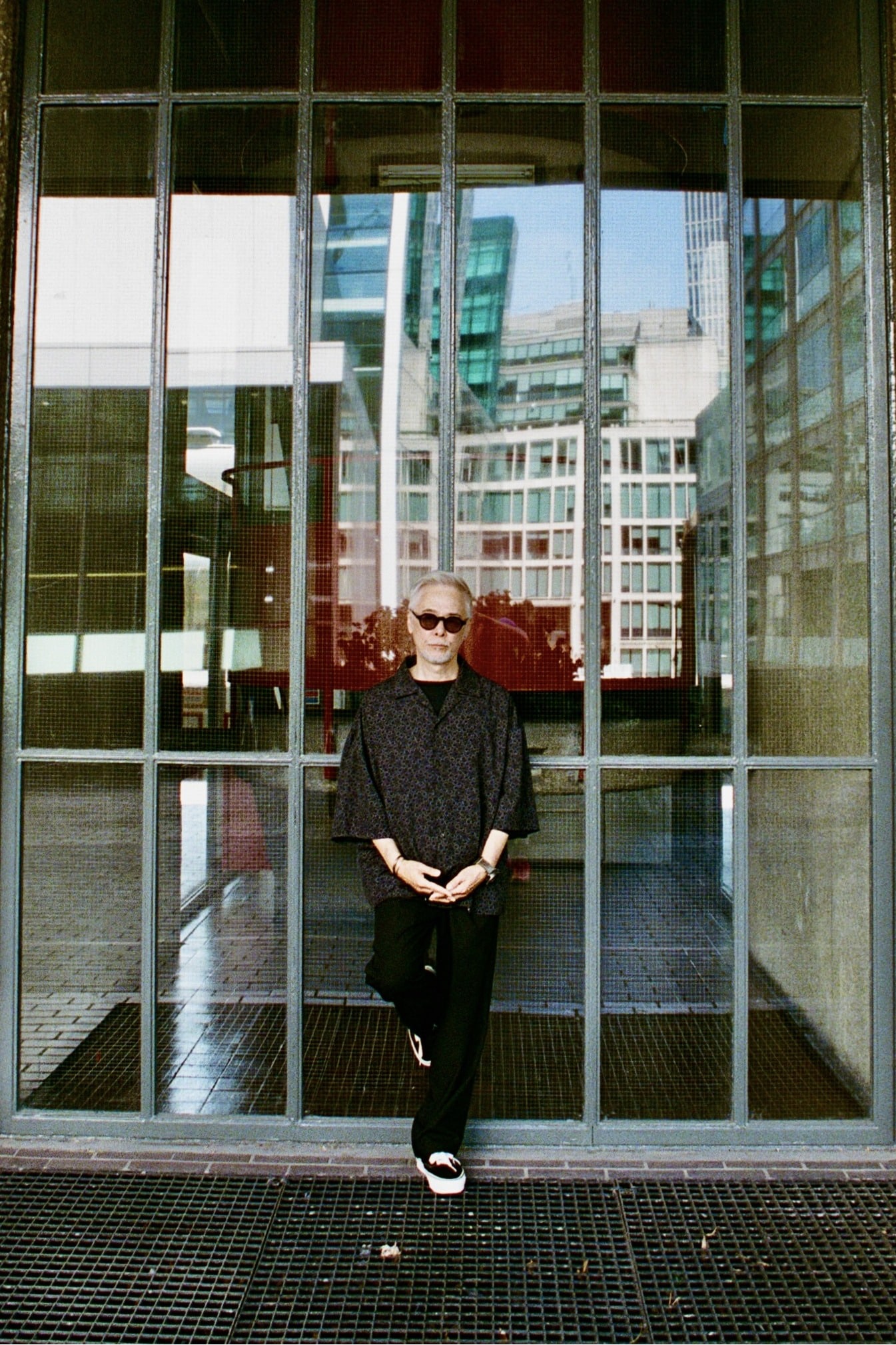 DJ KRUSHが14枚目のアルバム「TOKYØHUM」発売、先行シングル今夜配信