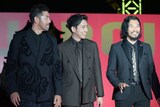 左から吉原光夫、柄本佑、青木崇高。