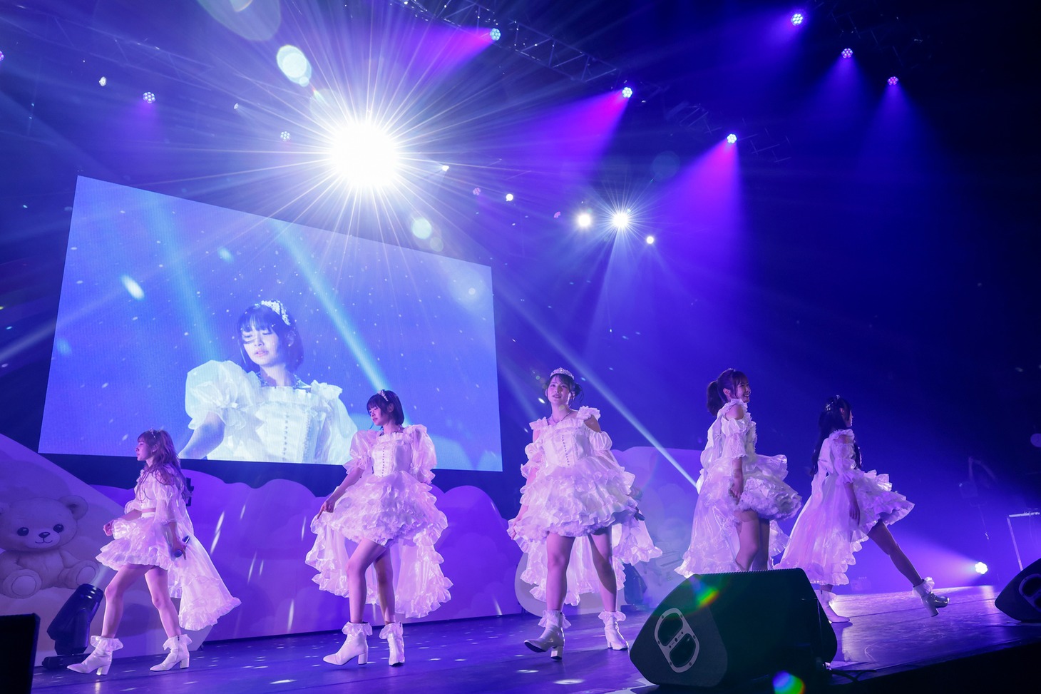 ukka「Final Chapter」の様子。（撮影：小坂茂雄） [画像ギャラリー 10/39] - 音楽ナタリー