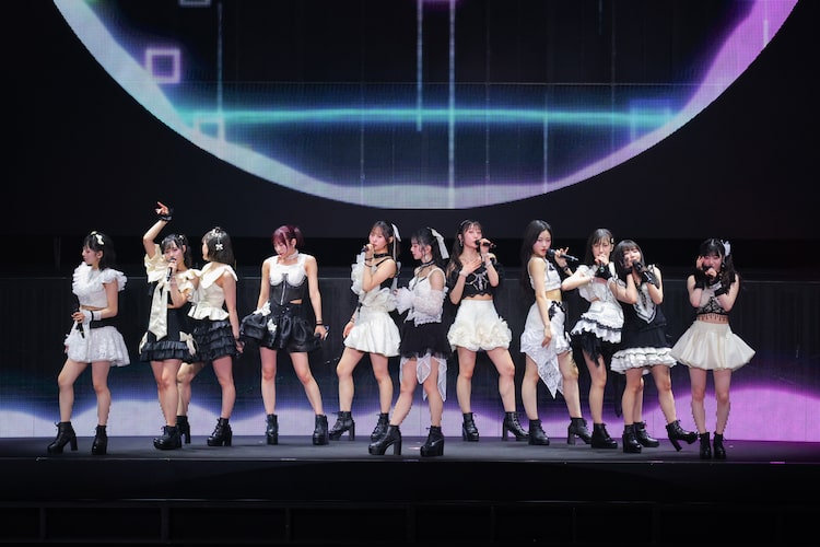 「Juice=Juice Concert 2026 UP TO 11 MORE！ / MORE！ MORE！」千秋楽公演の様子。