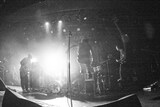 「Mega Shinnosuke presents『MEGAGIG vol.1』」よりOKAMOTO'Sのライブの様子。（撮影：佐野和樹）