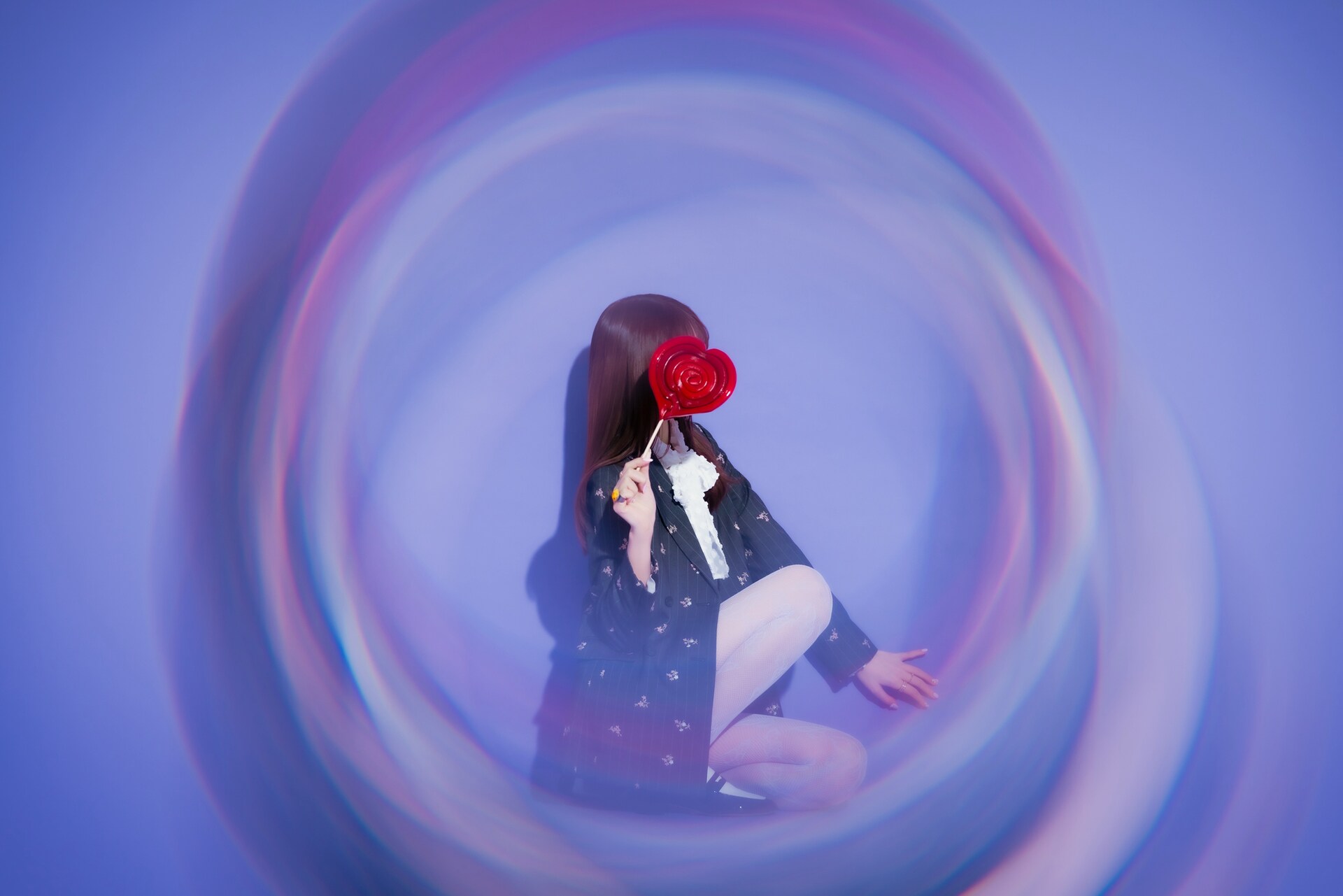 春茶がメジャー1stシングル「私の恋 is over」リリース、作詞・作曲