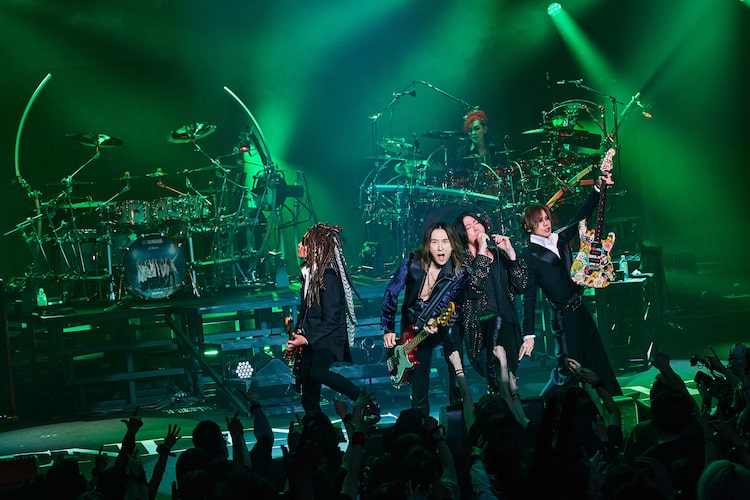 「LUNA SEA TOUR 2026 UNENDING JOURNEY -FOREVER-」初日公演の様子。