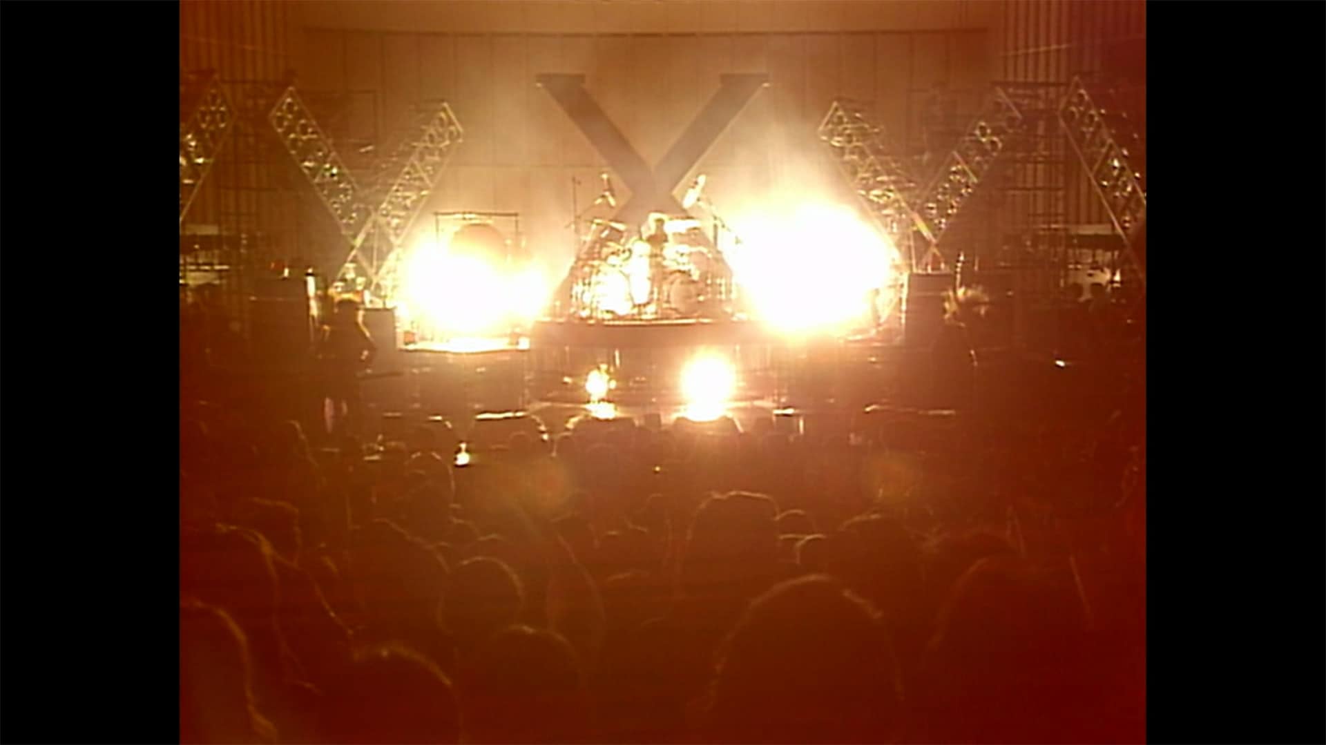 X JAPAN「紅」ライブ映像より。 [画像・動画ギャラリー 2/4] - 音楽