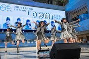 RE-GE「0秒前」のリリース記念イベント サンシャインシティ 噴水広場公演の様子。