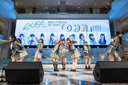 RE-GE「0秒前」のリリース記念イベント サンシャインシティ 噴水広場公演の様子。