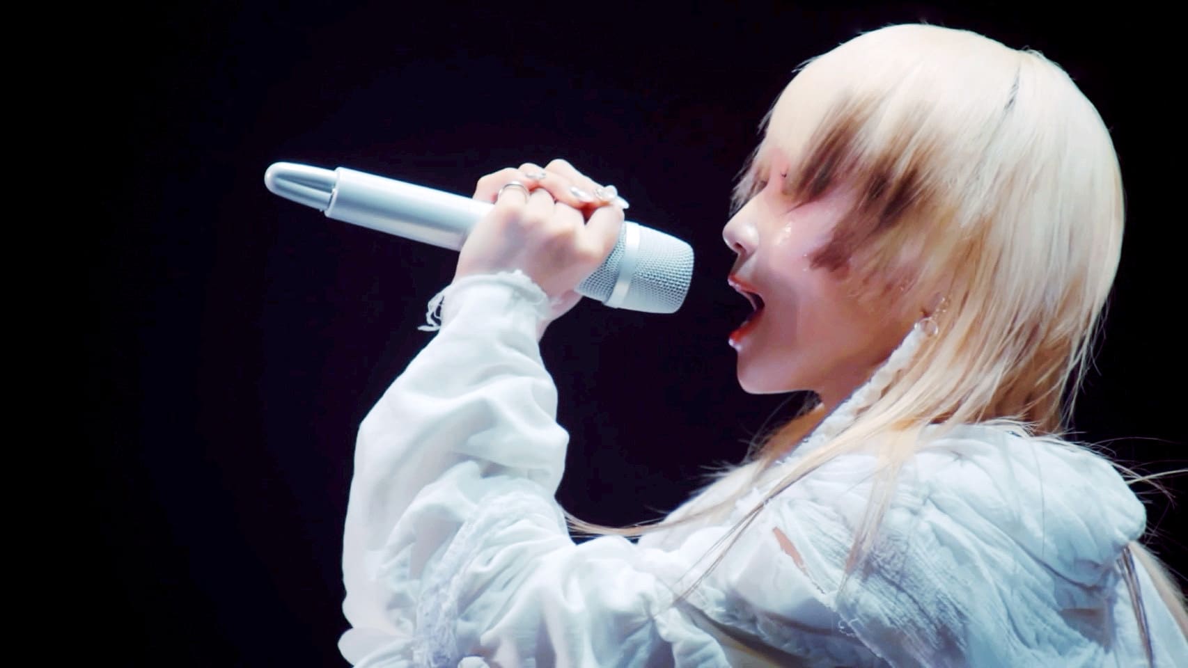 Reol、横浜アリーナ公演より椎名もた「アストロノーツ」カバー映像を公開