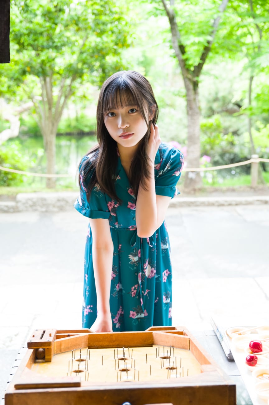 日向坂46正源司陽子が「週刊少年サンデー」表紙に登場、初夏の調布を