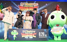左から福田雄一監督、あの、渡辺久美子、ジェシー、長谷川忍、ケロロ軍曹。