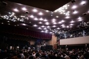 昭和の香りを色濃く残すDANCE HALL新世紀のホール内。