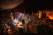 フィロソフィーのダンス「Sing for Philosophy byライブナタリー」の様子。