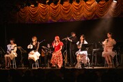 フィロソフィーのダンス「Sing for Philosophy byライブナタリー」の様子。