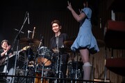 高尾俊行（Dr, Perc）