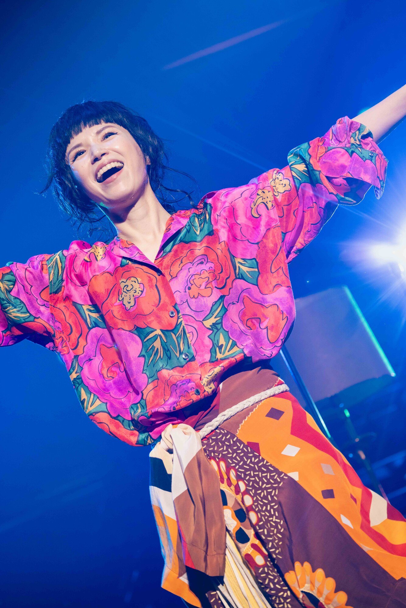 Superflyが嵐をカバー、ホールツアー「Amazing Session」のライブ音源