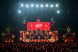 しぐれうい、ぽんぽこ、ピーナッツくん、ういだがー「お気楽KING」披露時の様子。