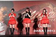 Juice=Juiceの川嶋美楓、松永里愛、有澤一華。