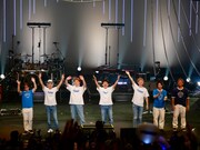 「TUBE LIVE AROUND 2025-2026 Keep On Sailin'」の様子。