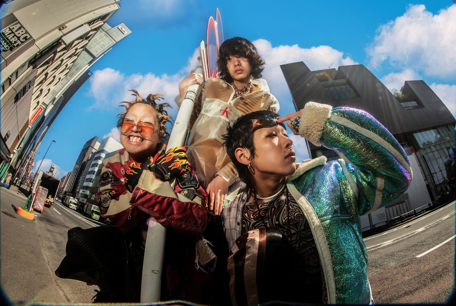 HOME、新シーズン突入！新曲「Deja Vu Slider」はJNKYRDがプロデュース