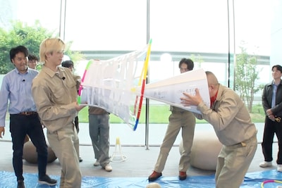 巨大メガホンでの実験の様子。©TBS