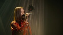 「Uru Live 2021『To You』」より。