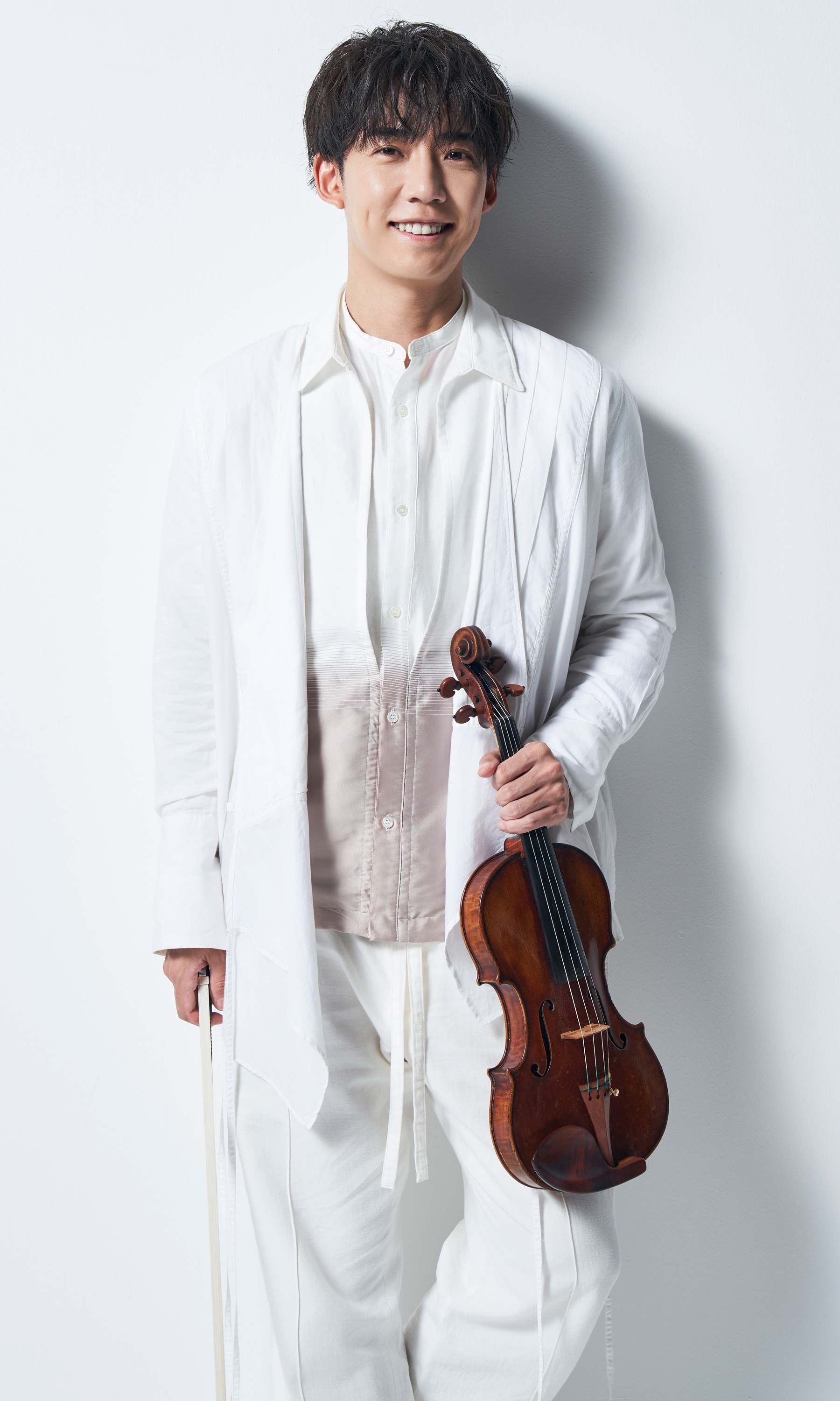 さだまさしの長男でクラシックユニットTSUKEMENリーダーのTAIRIK、ソロメジャーデビュー決定