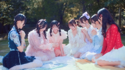 SWEET STEADY「とびきりドラマティカ」MVのワンシーン。