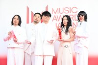 【MUSIC AWARDS JAPAN】最優秀楽曲賞はサカナクション「怪獣」、山口一郎は「勇気をいただきました」