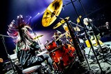 マキシマム ザ ホルモンによるライブの様子。（撮影：齋藤タカヒロ）