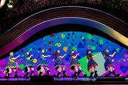 FRUITS ZIPPER（撮影：田中聖太郎写真事務所）