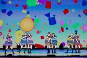 FRUITS ZIPPER（撮影：田中聖太郎写真事務所）