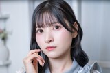 アイドルプロデューサーになった小鳥遊るい（ex. #ババババンビ）。