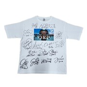 サイン入りTシャツのイメージ。