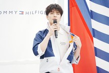 &TEAM・MAKIがトミー ヒルフィガー夏コレクションを着こなす、HARUAにあげたいものは