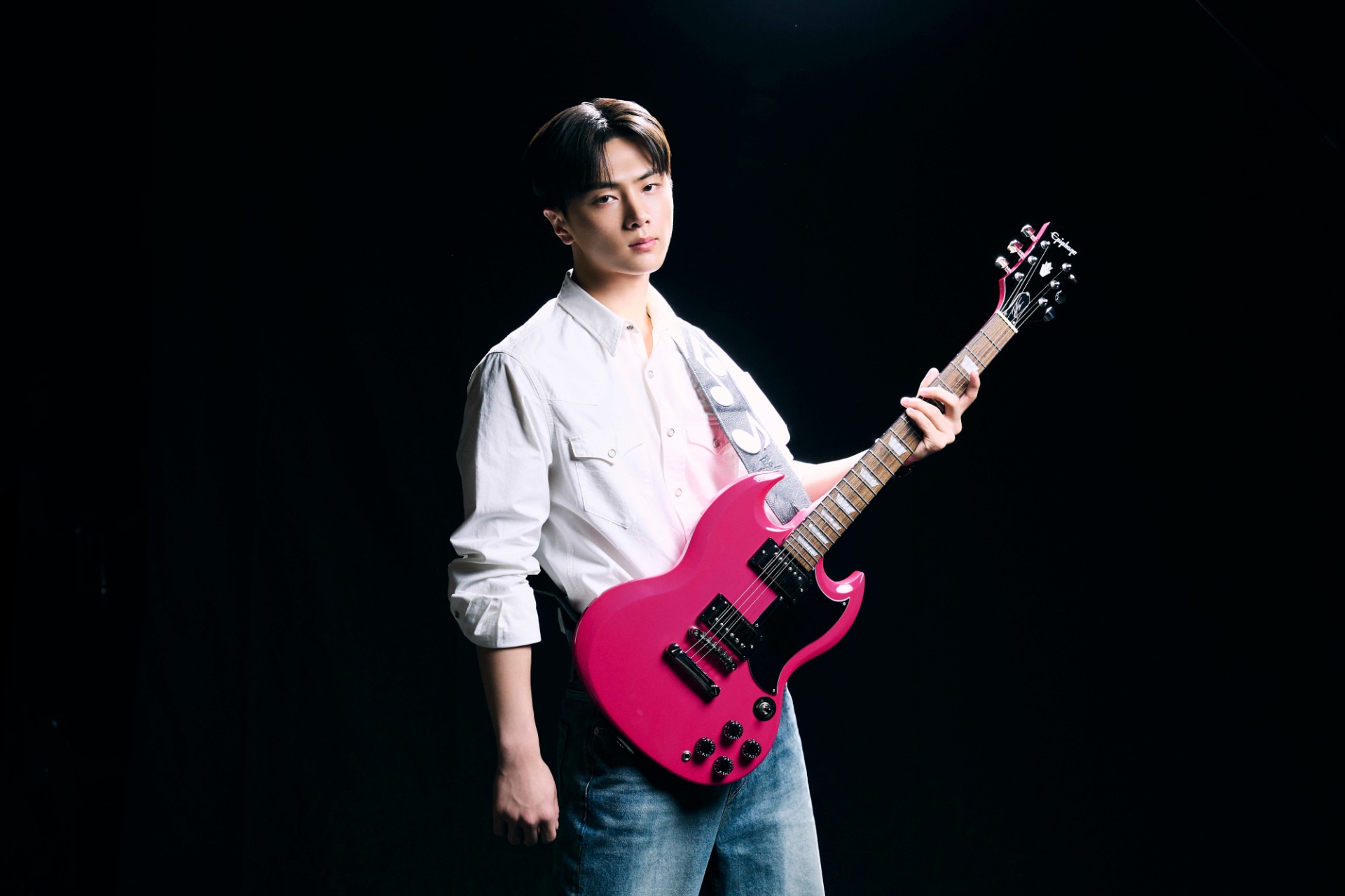 ENHYPEN・JAYモデルのギター発売