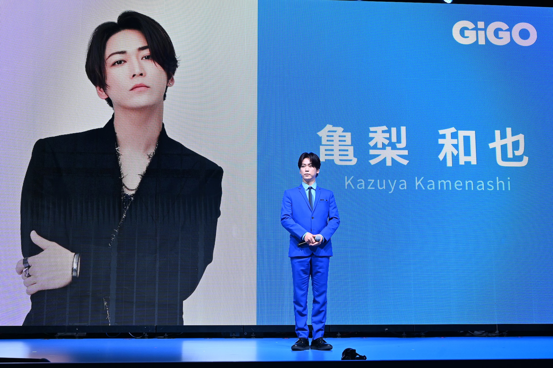 会見のステージに登場した亀梨和也。 [画像ギャラリー 9/24] - 音楽