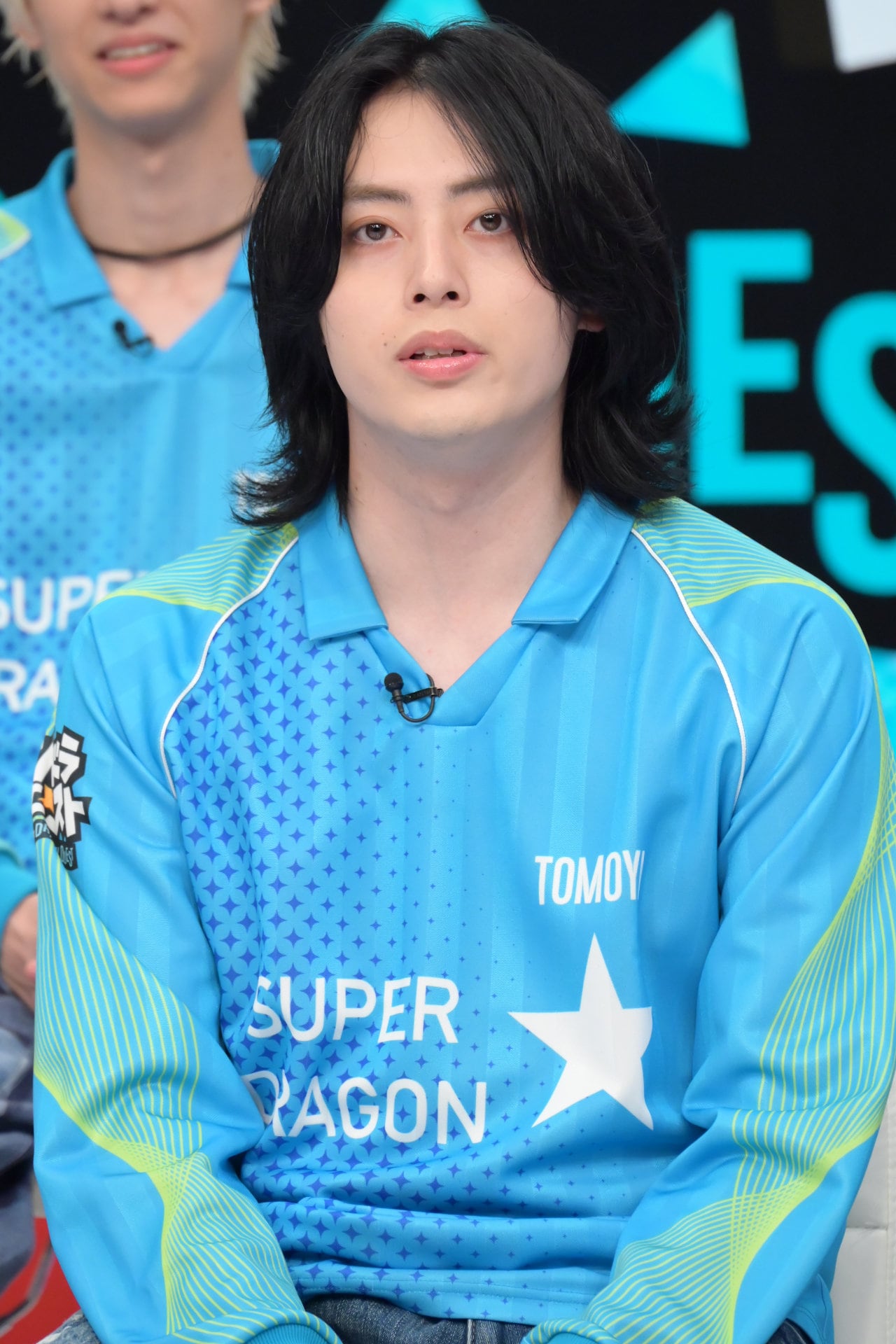 松村和哉です。口が悪いです」と自己紹介する松村和哉。 [画像