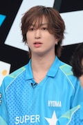 「池田彪馬です。キザでわんぱくです」と自己紹介する池田彪馬。