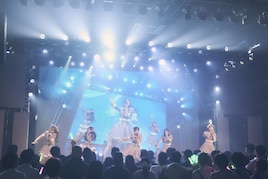 5人組グループ・REMICがデビュー、バグベアが作曲した「何度でも」配信リリース