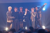 JAM HEADSによるライブの様子。