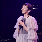渡辺満里奈が堂島孝平、ベボベ関根史織、YUNAらとビルボードライブのステージへ