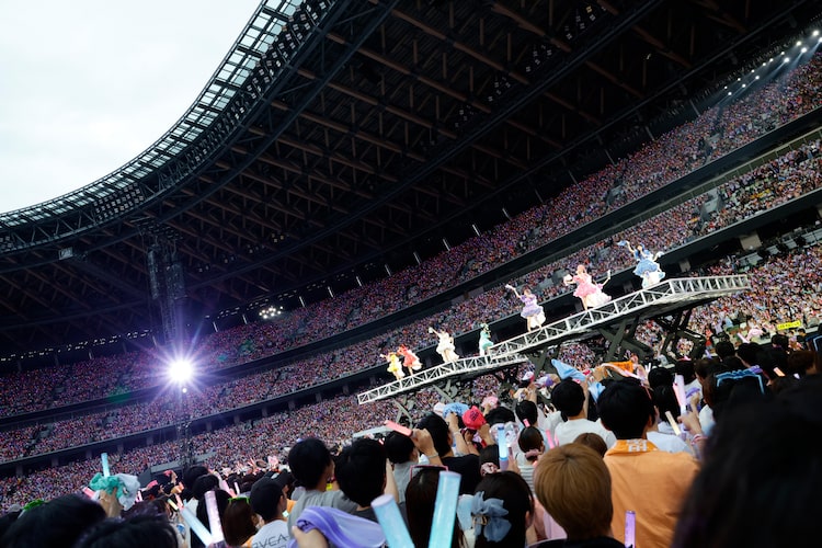「＝LOVE STADIUM LIVE『Beyond "KYUN"♡』」DAY2の様子。©YOANI / ソニー・ミュージックレーベルズ