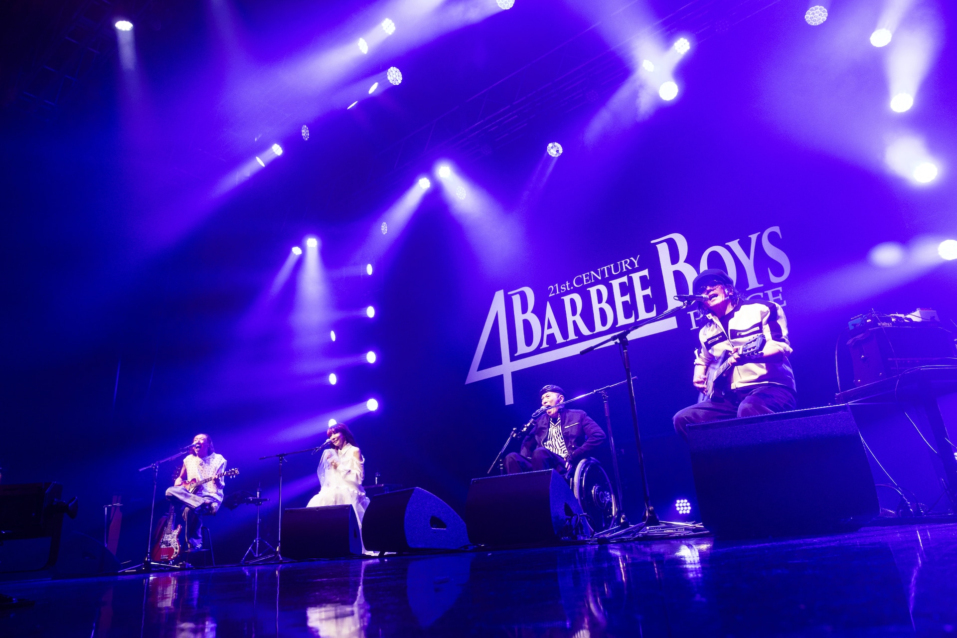 BARBEE BOYS、“4PEACE”になって再起動！新境地突入の6年半ぶりワンマン