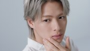 Number_iが出演する雪肌精の新CM「冷やし雪肌精で涼感美白」編より。