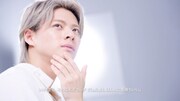 Number_iが出演する雪肌精の新CM「冷やし雪肌精で涼感美白」編のメイキングカット。