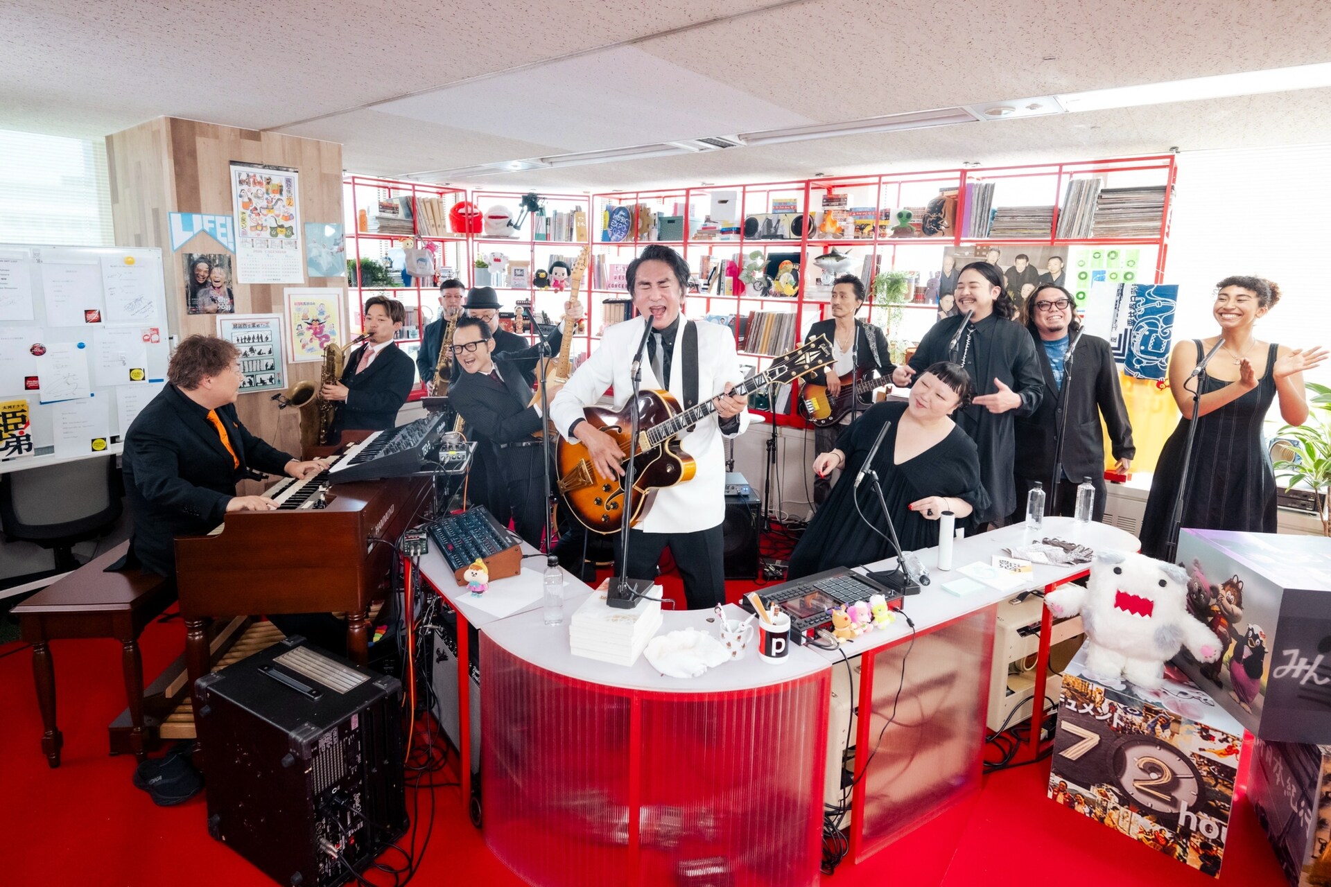Original Loveの「tiny desk concerts JAPAN」収録の様子。 [画像