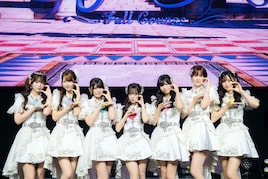 フルコースがデビュー4カ月でZepp Shinjukuのステージに、5都市巡る初ツアーなどを発表