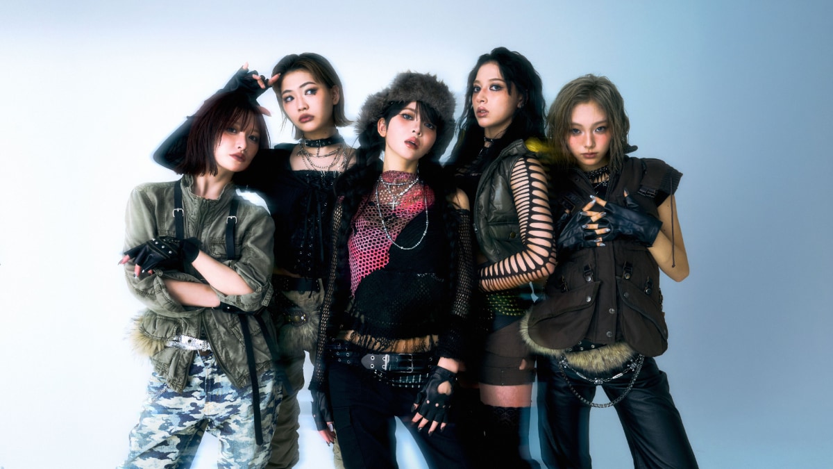 VINIIがレイジサウンドで魅せる新曲配信、BLACK & WHITE発の5人組ガールズグループ