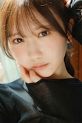 藤嶌果歩（日向坂46）1st写真集「果実の歩幅」収録カット。©集英社／菊地泰久