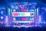 「IVE WORLD TOUR ‘SHOW WHAT I AM’」東京ドーム公演の様子。（撮影：田中聖太郎写真事務所）